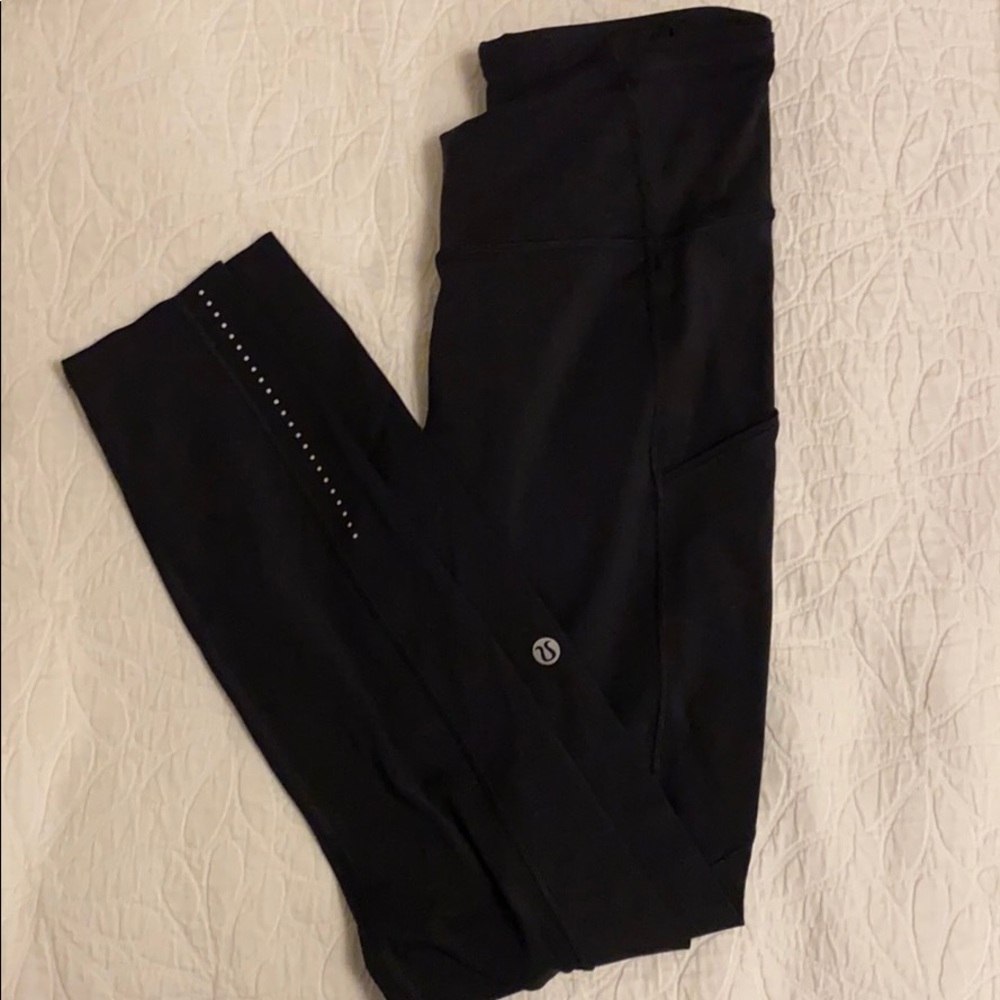 Lulu lemon fast & free 28”